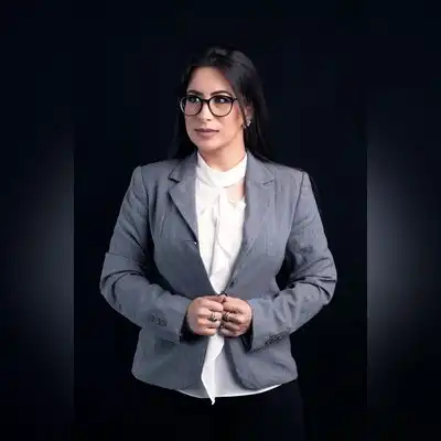 纪成